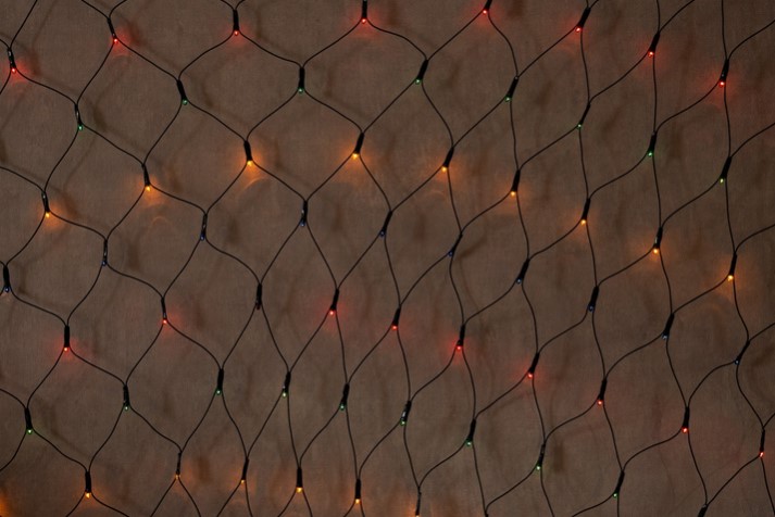 як прикрасити ялинку гірляндою сіткою як прикрасити ялинку гірляндою сіткою